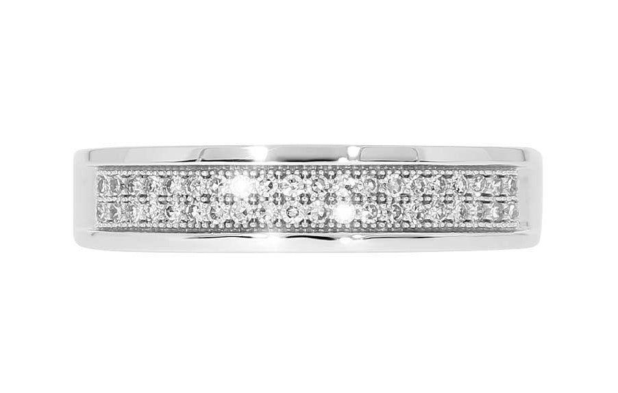 Cordelia diamantring i hvitt 585 gull TW/SI totalt 0,15 ct.