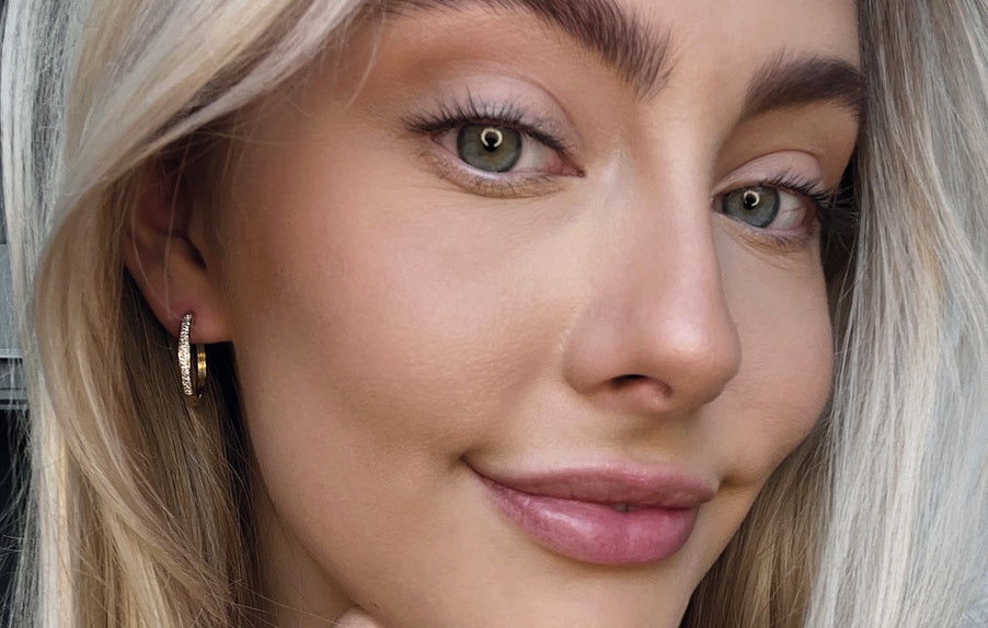 Minelli øredobber i gult 585 gull med diamanter TW/SI totalt 0,25 ct.