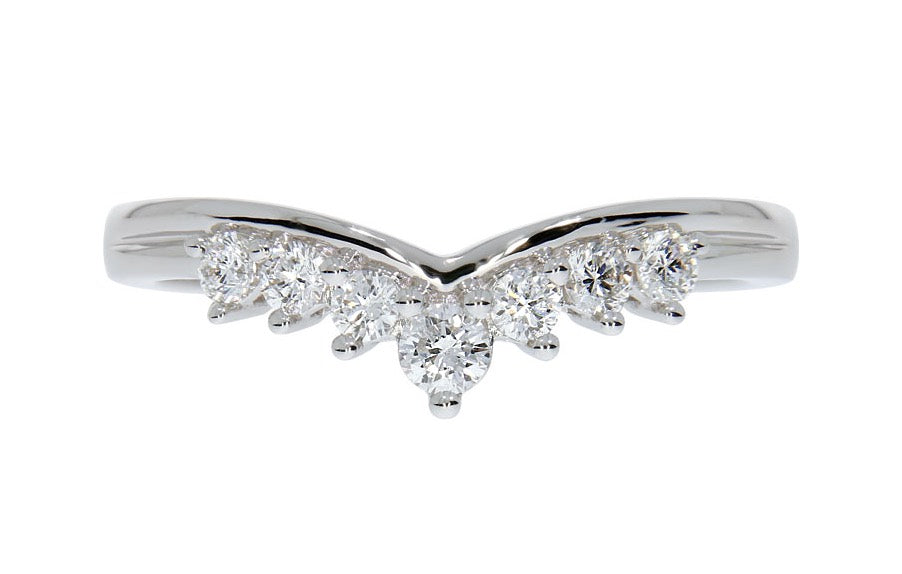 Amaze diamantring i hvitt 585 gull TW/SI totalt 0,33 ct.