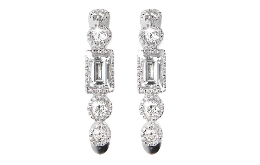 Kiana øredobber i hvitt 585 gull med diamanter TW/SI totalt 0,15 ct.