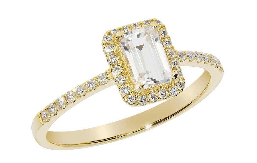 Diamantring i gult 14 karat gull på hvit bakgrunn fra Gullbutikken.no