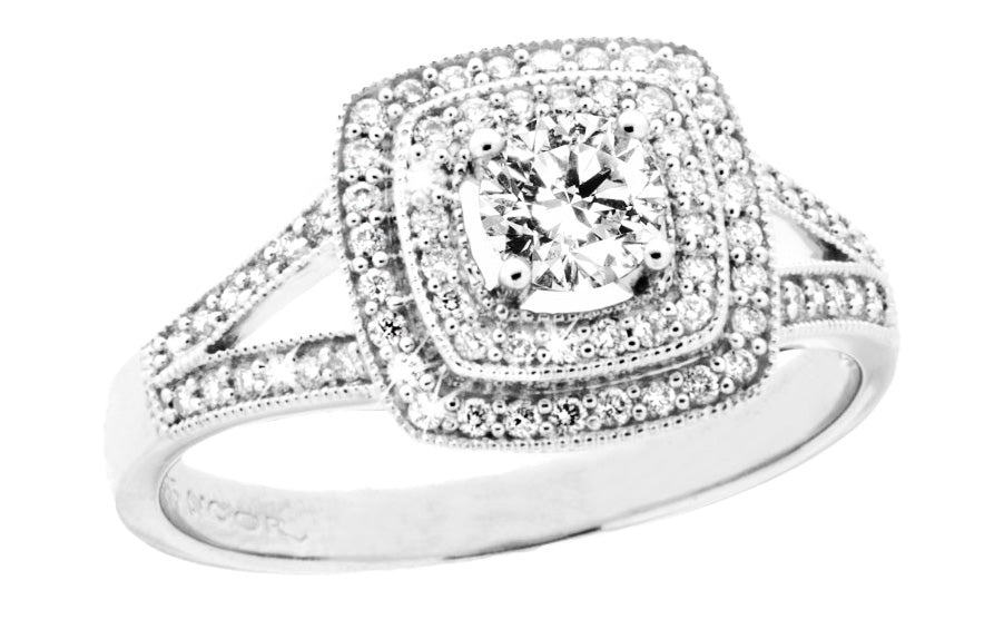 Diamantring i hvitt 14 karat gull på hvit bakgrunn fra Gullbutikken.no